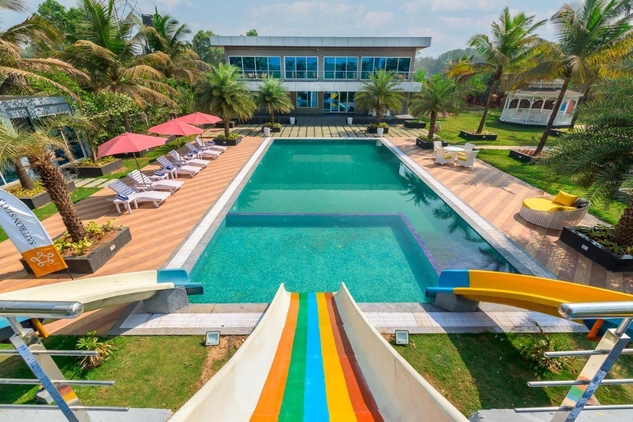 Saffronstays Palm Paradise, Kalyan Khadavli - Swimming Pool With Water Slides, Gazebo And Indoor Games Padghe エクステリア 写真