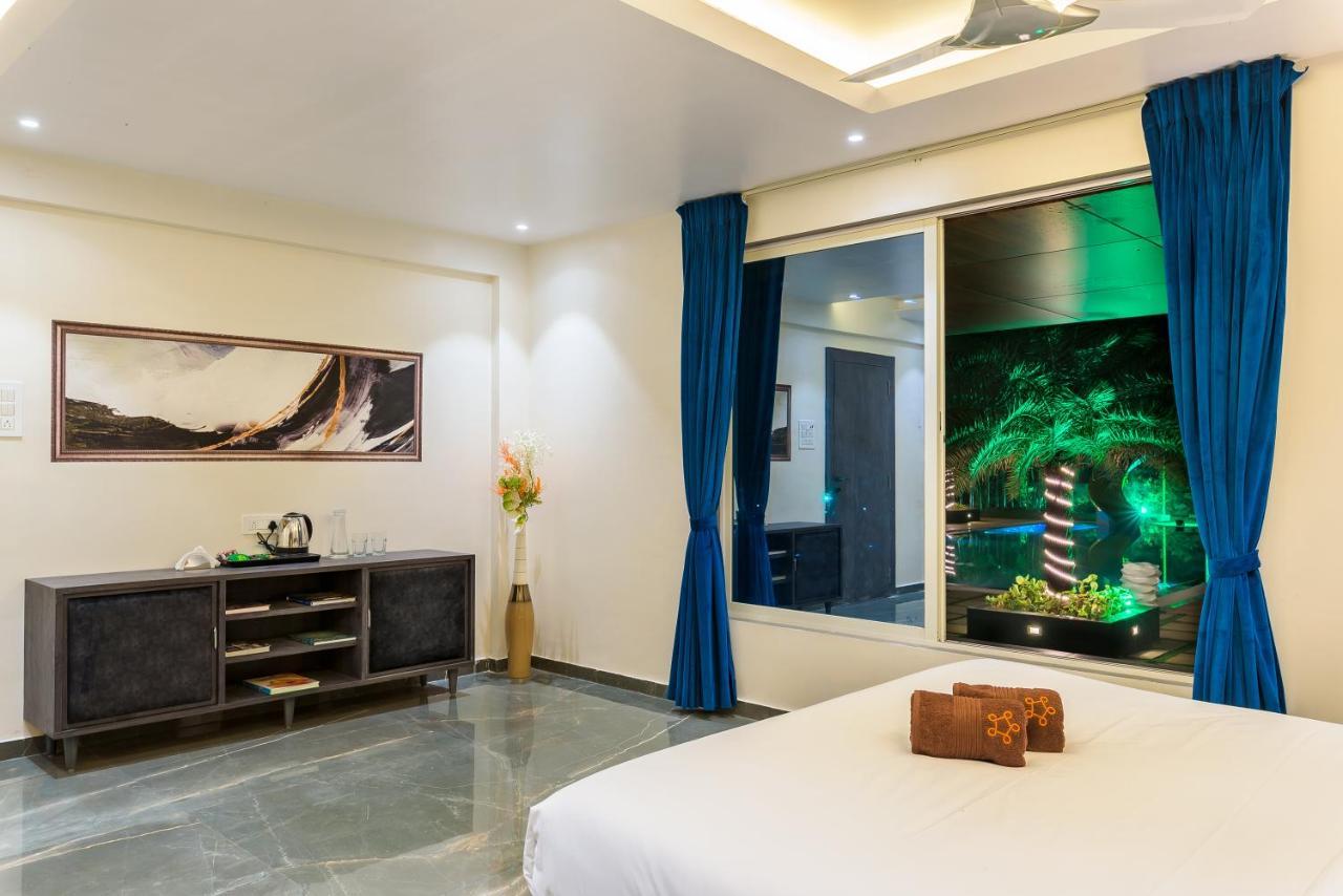 Saffronstays Palm Paradise, Kalyan Khadavli - Swimming Pool With Water Slides, Gazebo And Indoor Games Padghe エクステリア 写真